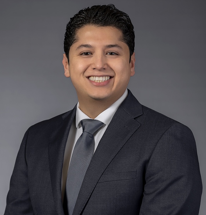 Alquicira Osvaldo Headshot